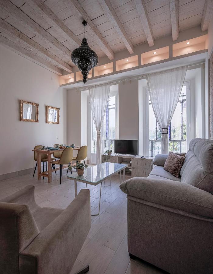 Julio Cesar Gran Apartamento De Lujo En El Centro De Sevilla Exterior foto